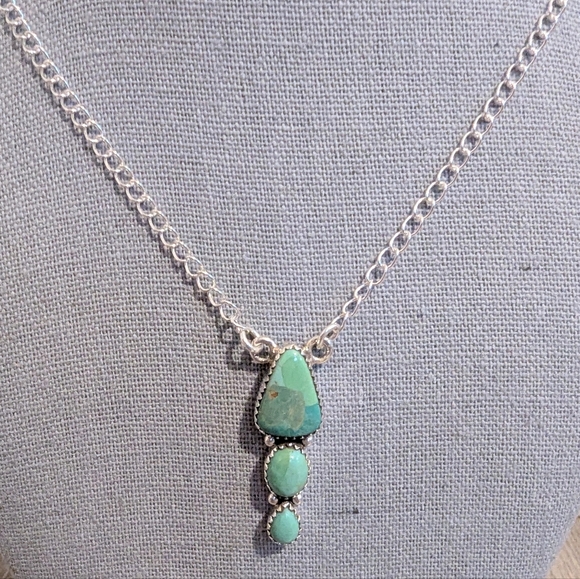 Southwest Kingman Turquoise Sterling Silver Pendant Necklace - Picture 3 of 9